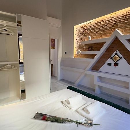 Suite Stylish & Cozy Apartment In The Heart Of Firenze Esterno foto