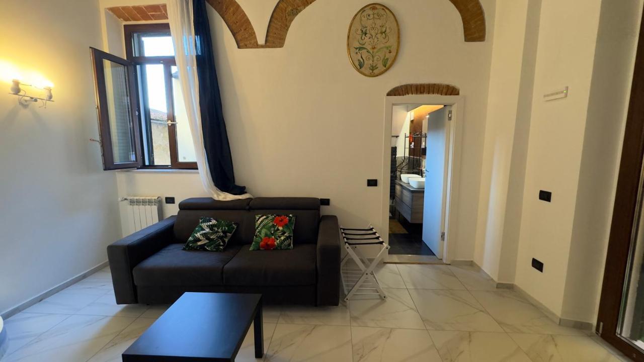 Suite Stylish & Cozy Apartment In The Heart Of Firenze Esterno foto