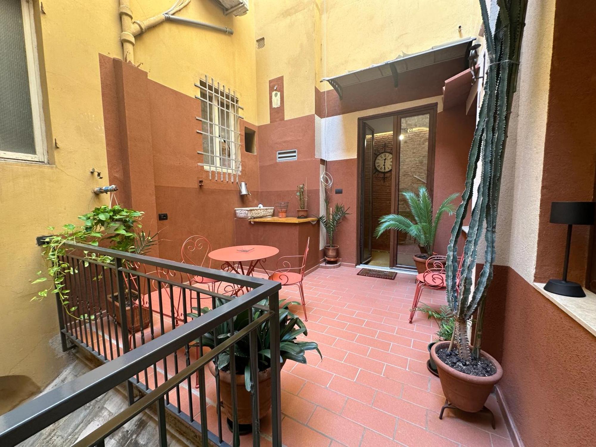 Suite Stylish & Cozy Apartment In The Heart Of Firenze Esterno foto